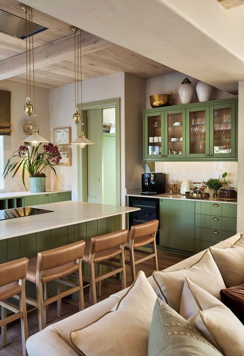 Riverside Villa | Private kitchen | Coffee/tea maker, reusable coffee/tea filters