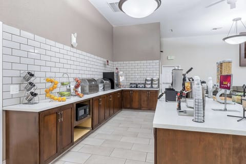 Free daily full breakfast