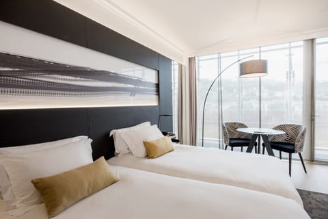 Minibar, in-room safe, desk, soundproofing