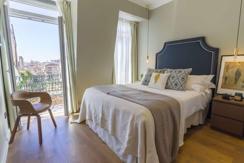 Double Room with Private Ensuite Bathroom