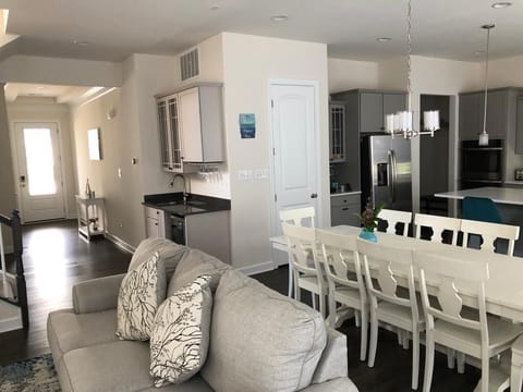 Entrance, Foyer, Wet Bar & Dining