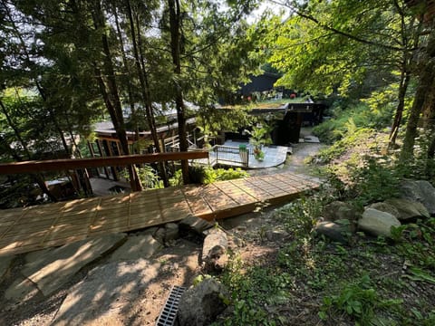 Walkway from Driveway down towards main cottage