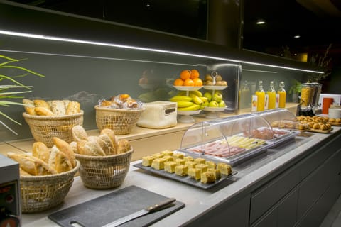 Daily continental breakfast for a fee