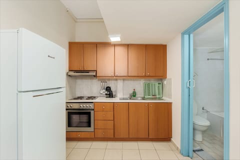 Apartment, 2 Bedrooms, Sea View | Private kitchen | Full-size fridge