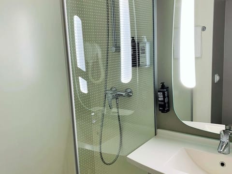 Standard Double Room, 1 Double Bed | 1 bedroom, premium bedding, in-room safe, desk