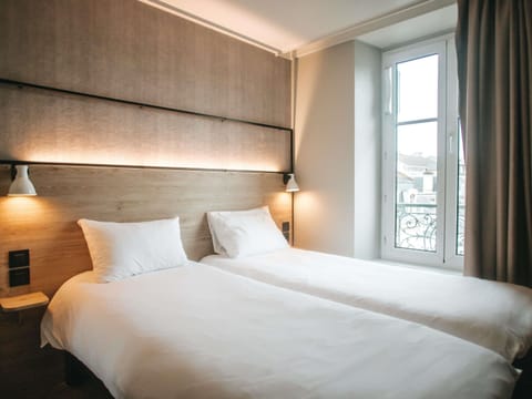 Standard Twin Room, 2 Twin Beds | Premium bedding, desk, blackout drapes, soundproofing