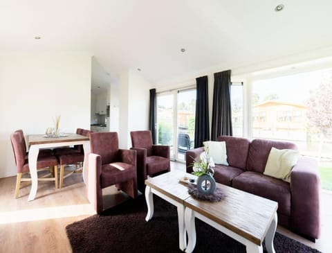 House | Living room