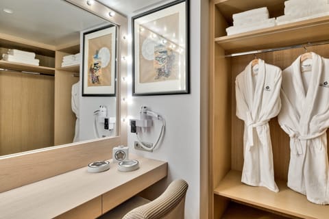 Free toiletries, hair dryer, bathrobes, towels