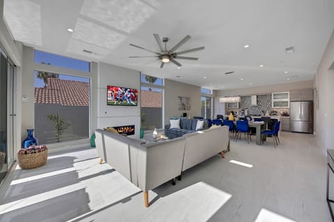 Enjoy the modern style furniture and beautiful design Cosmopolitan has to offer.