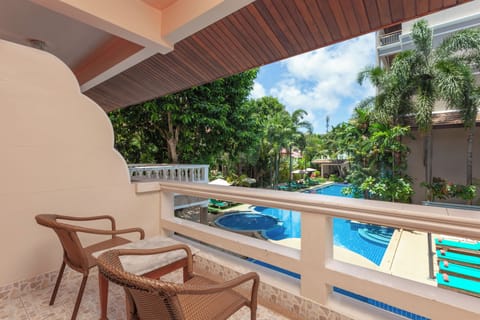 Deluxe Triple Room | Terrace/patio