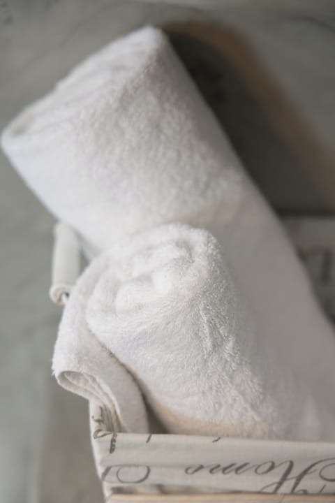 Suite, Jetted Tub | Bathroom | Shower, free toiletries, hair dryer, towels