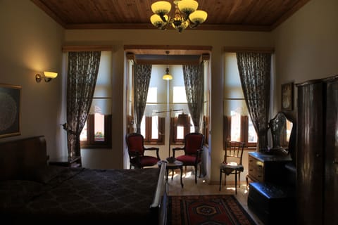 Exclusive Suite, 1 Bedroom | Free WiFi, bed sheets