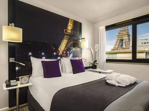 Privilege Room, 1 Double Bed, Upper Floor, Eiffel Tower View | Premium bedding, in-room safe, blackout drapes, soundproofing