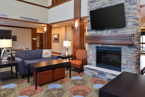 Relax in the communal lounge and catch up with friends and family.