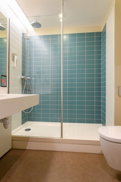 Eco-friendly toiletries, hair dryer, towels