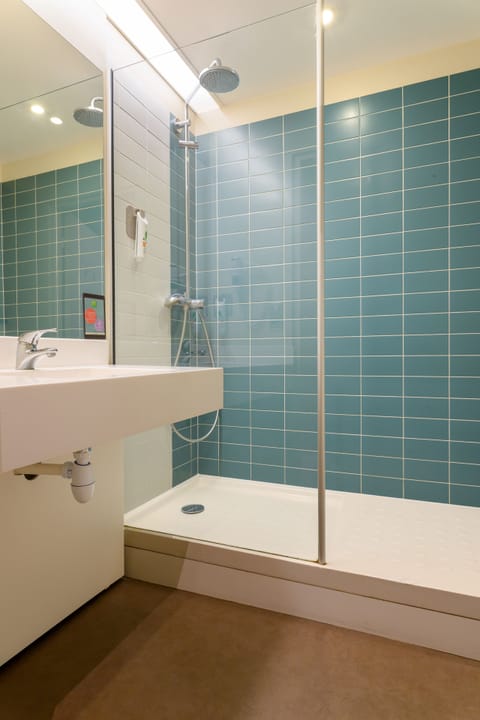 Eco-friendly toiletries, hair dryer, towels