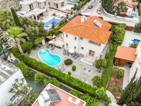 Villa Deja Blue by Ezoria Villas (8492)