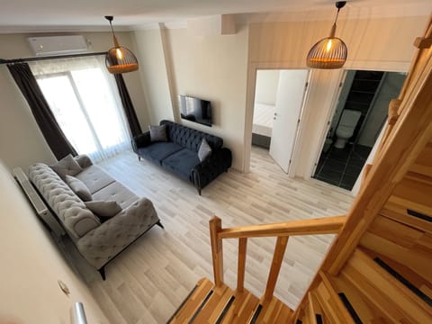 Family Duplex, 2 Bedrooms, City View | Bed sheets