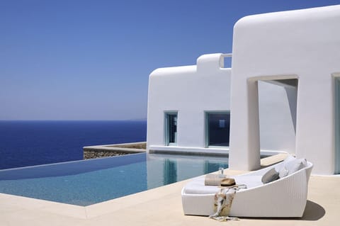 House | 9 bedrooms, in-room safe, bed sheets