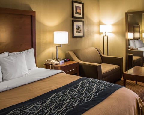 Blackout drapes, iron/ironing board, free cribs/infant beds, free WiFi