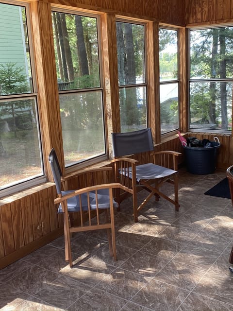 Screened in porch