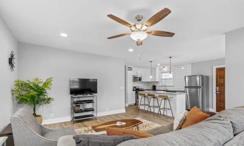 Roku TV for all your streaming apps, and digital television antenna.