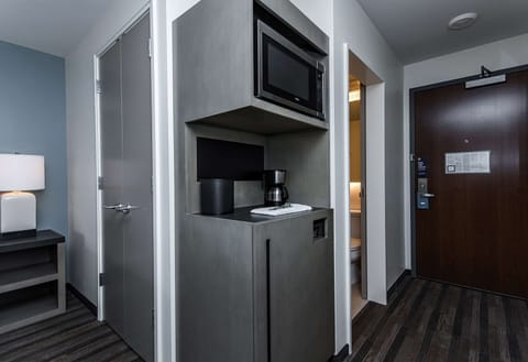 Fridge, microwave, coffee/tea maker