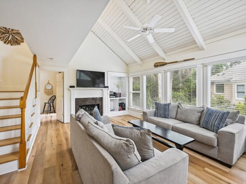 11 Myrtle Lane  Short Walk to the Beach and Close to Coligny Plaza