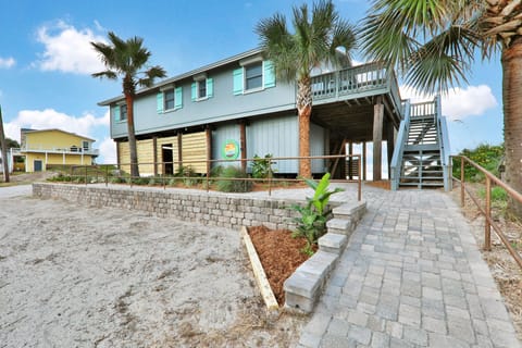 Front with Steps