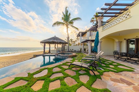 Beachfront Villa 