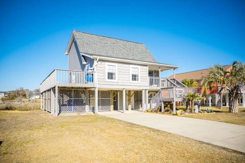 Exterior - Front
