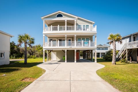 Exterior - Front