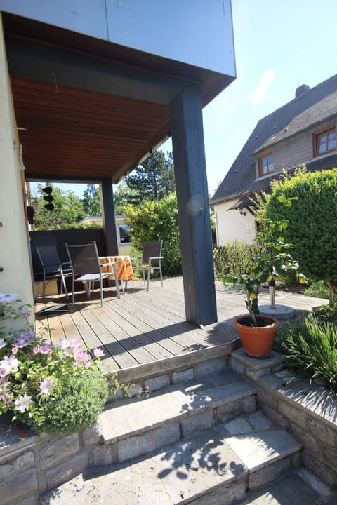 Apartment | Terrace/patio