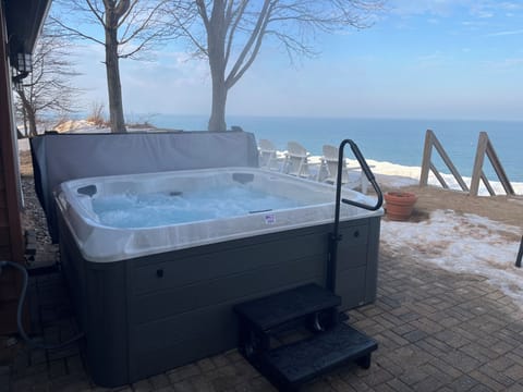 Brand new 7 person Hot Tub installed 2/ 2026