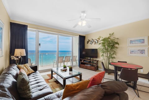 Relax and enjoy the  the beautiful views