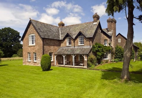 Luxury countryside retreat with private hot tub in beautiful Devon.