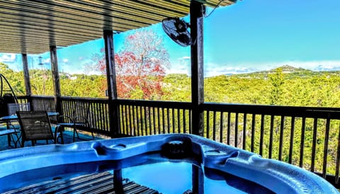 2-person hot tub