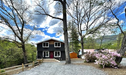 Treetop is located in a small neighborhood just off Hwy 64/74