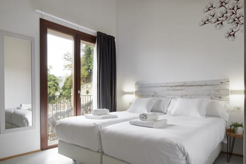 Deluxe Double Room | Free WiFi
