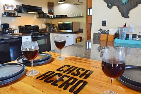 Kitchen & dining areas - BYOW