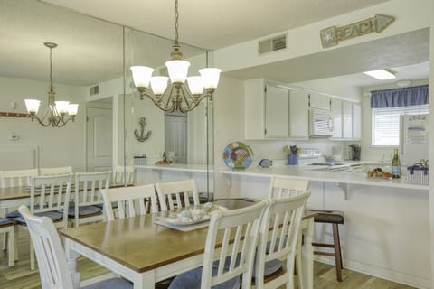 Bright Kitchen Dining are 149 Pismo Shores