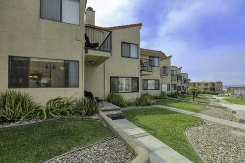 Walk way to entry 149 Pismo Shores
