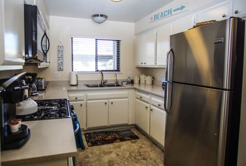 Kitchen - 133 Pismo Shores Oceanfront Vacation Rental Pismo Beac