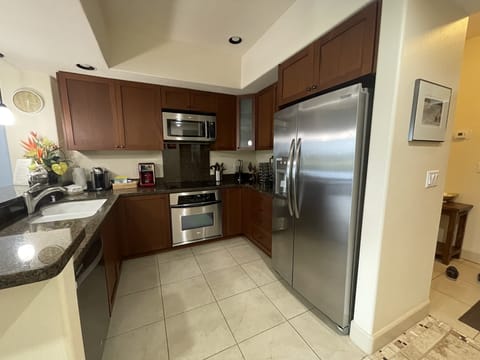 kitchen - with nespresso and coffee maker
