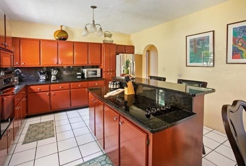 Full kitchen with all Amenities of home