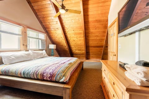 Free cribs/infant beds, free WiFi, bed sheets