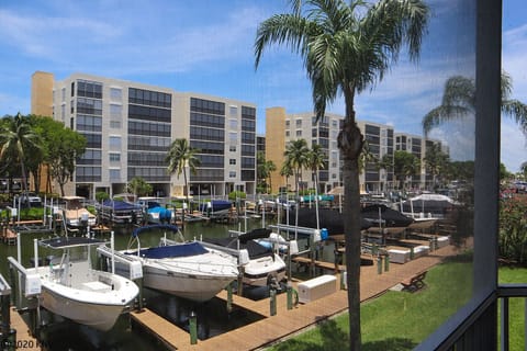 Your Own Island Getaway...Casa Marina Vacation Condo 121