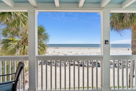 Beachside top floor at Seaclusion