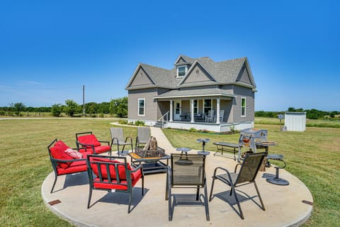 Decatur Vacation Rental | 3BR | 2BA | Stairs Required | 2,200 Sq Ft