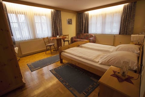 Room, Multiple Beds | Free cribs/infant beds, free WiFi, bed sheets